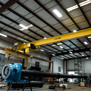Indoor 7.5 ton crane for repairing and rebuilding industrial pumps.